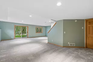 1648 Cohansey St, Saint Paul, MN 55117 - Photo 36