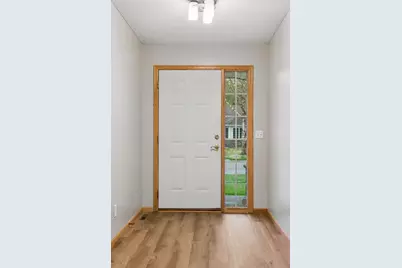 1648 Cohansey Street, Saint Paul, MN 55117 - Photo 8