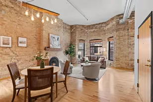 523 S 9th St, Minneapolis, MN 55404 - Photo 2