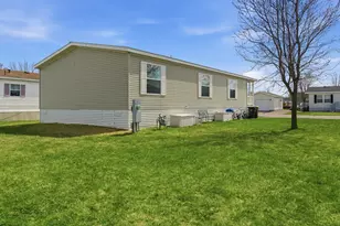 2022 Morgan Way, North Mankato, MN 56003 - Photo 24