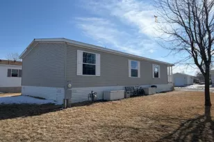 2022 Morgan Way, North Mankato, MN 56003 - Photo 4