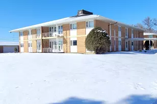 2711 12th St S, Fargo,  58103 - Photo 2