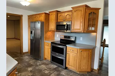 316 Buckwheat Avenue, Windom, MN 56101 - Photo 6