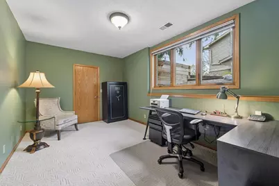 6843 Stonewood Court, Eden Prairie, MN 55346 - Photo 18