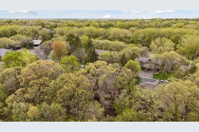 6843 Stonewood Court, Eden Prairie, MN 55346 - Photo 30