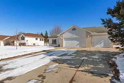 509 Chatfield Lane, Belle Plaine, MN 56011 - Photo 4
