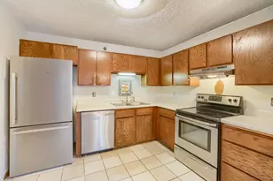 26 10th Street W, Saint Paul, MN 55102 - Photo 6