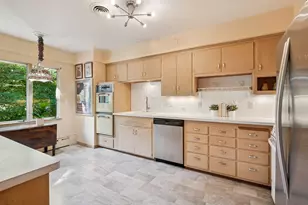 3714 W Bde Maka Ska Pkwy, Minneapolis, MN 55410 - Photo 16