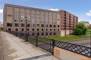 404 Washington Ave N, Minneapolis, MN 55401 - Photo 18