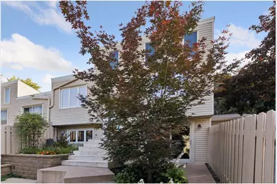 5673 W Bavarian Pass, Fridley, MN 55432 - Photo 2