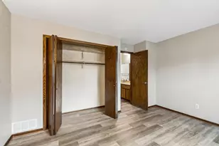 5673 W Bavarian Pass, Fridley, MN 55432 - Photo 28