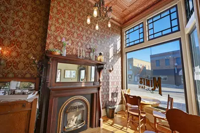 215 N Sibley Avenue, Litchfield, MN 55355 - Photo 4