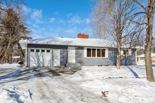 320 22nd Ave S, Moorhead, MN 56560 - Photo 1