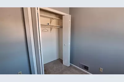 4168 Sylvia Lane S, Shoreview, MN 55126 - Photo 16