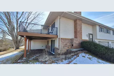 4168 Sylvia Lane S, Shoreview, MN 55126 - Photo 2