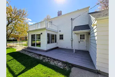831 4th Avenue SW, Pipestone, MN 56164 - Photo 4