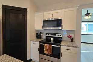 912 Katelyn Circle NE, Montgomery, MN 56069 - Photo 4