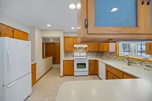 606 NE 3 Street NE, Dilworth, MN 56529 - Photo 8