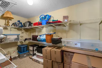 1293 Castle Court, Golden Valley, MN 55427 - Photo 44