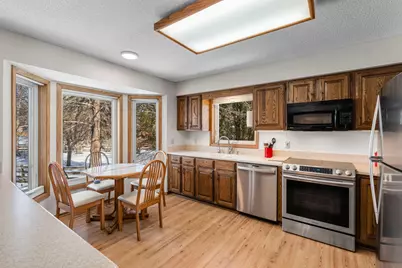 1293 Castle Court, Golden Valley, MN 55427 - Photo 14