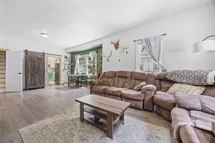 1035 University Dr N, Fargo, ND 58102 - Photo 6