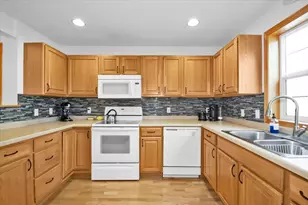 10469 64th Way, Albertville, MN 55301 - Photo 6