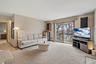 808 Bryant Ln, Burnsville, MN 55337 - Photo 10