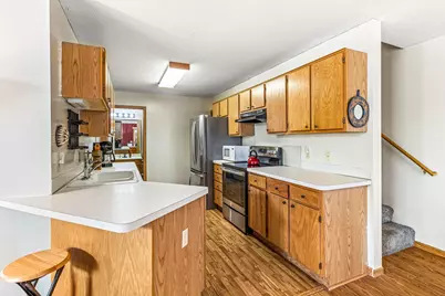 7786 79th Street S, Cottage Grove, MN 55016 - Photo 4