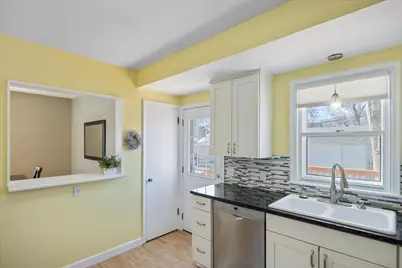 3847 Zenith Avenue N, Robbinsdale, MN 55422 - Photo 18