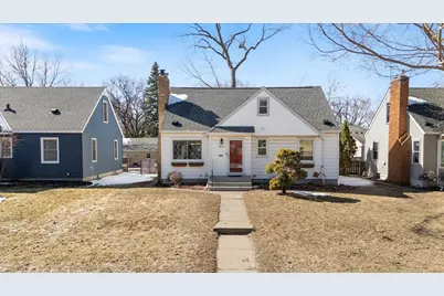 3847 Zenith Avenue N, Robbinsdale, MN 55422 - Photo 2