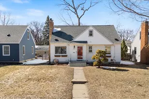 3847 Zenith Ave N, Robbinsdale, MN 55422 - Photo 2