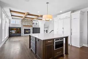 726 Woodland Hill Ct, Medina, MN 55340 - Photo 10