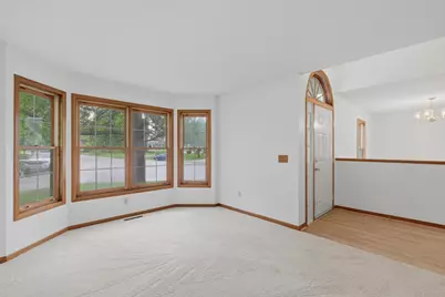 6621 Arlington Court, Chanhassen, MN 55317 - Photo 14