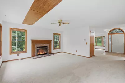 6621 Arlington Court, Chanhassen, MN 55317 - Photo 2
