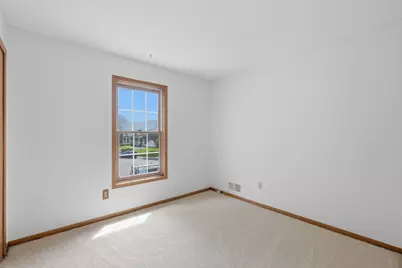 6621 Arlington Court, Chanhassen, MN 55317 - Photo 22