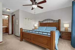 4940 Underwood Ln N, Plymouth, MN 55442 - Photo 18