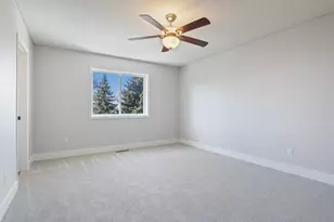 2045 Safari Heights Trail, Eagan, MN 55122 - Photo 20