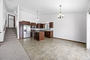 5659 61st St S, Fargo, ND 58104 - Photo 6