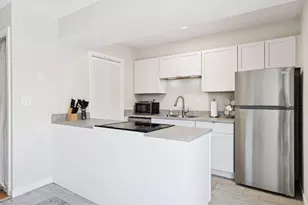 6499 Barrie Rd, Edina, MN 55435 - Photo 12