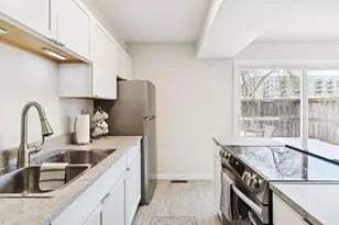 6499 Barrie Rd, Edina, MN 55435 - Photo 16