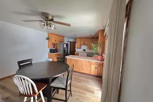 1002 Linden St, Luverne, MN 56156 - Photo 4