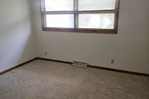 1002 Linden St, Luverne, MN 56156 - Photo 36