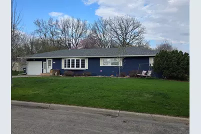 1002 Linden Street, Luverne, MN 56156 - Photo 1