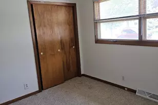 1002 Linden St, Luverne, MN 56156 - Photo 38