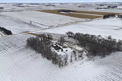 10055 460th Street, Wanamingo, MN 55983 - Photo 2