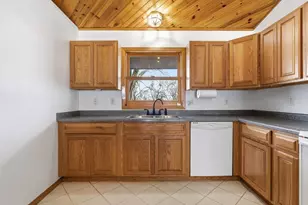 10055 460th St, Wanamingo, MN 55983 - Photo 10