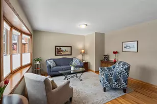 8425 Kell Ave S, Bloomington, MN 55437 - Photo 6