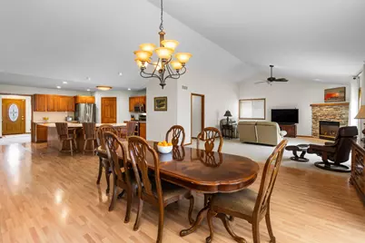 8251 Ingleside Avenue S, Cottage Grove, MN 55016 - Photo 6