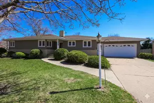 339 6th St NW, Buffalo Lake, MN 55314 - Photo 2