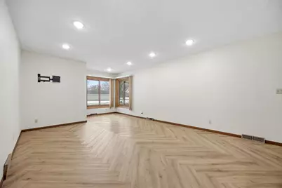 2201 15th Street S, Fargo,  58103 - Photo 6